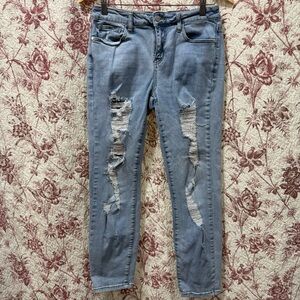 Judy Blue Boyfriend Fit Distressed Jeans Size 7/28